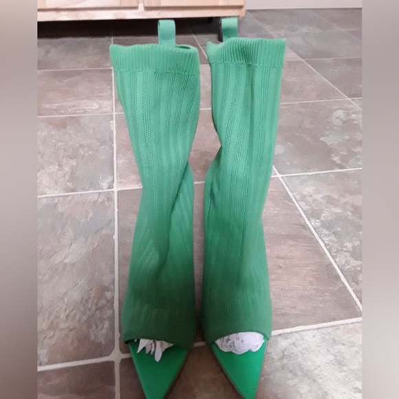CUTE HIGH HEEL EGO SOCK BOOTIES SIZE: US 9 UK 7 EU 40 COLOR: GREEN - Picture 2 of 7